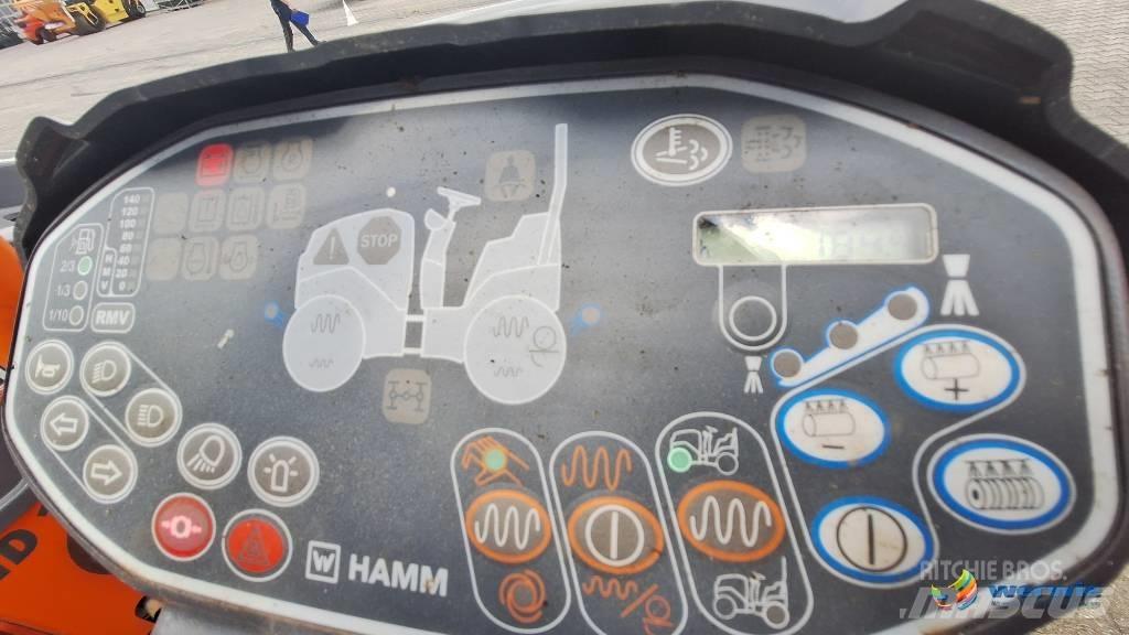 Hamm HD 10 VV Tandemové válce