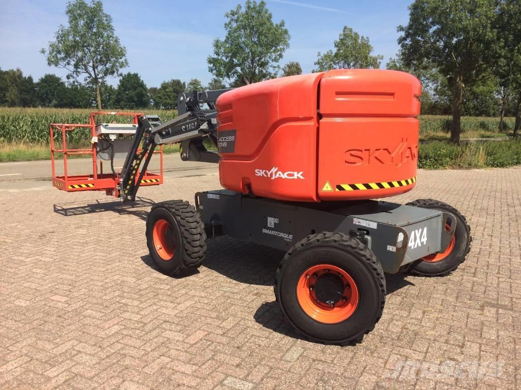 SkyJack SJ 46 AJ Kloubové plošiny