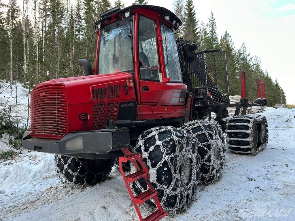 Komatsu 845 Vyvážecí traktory