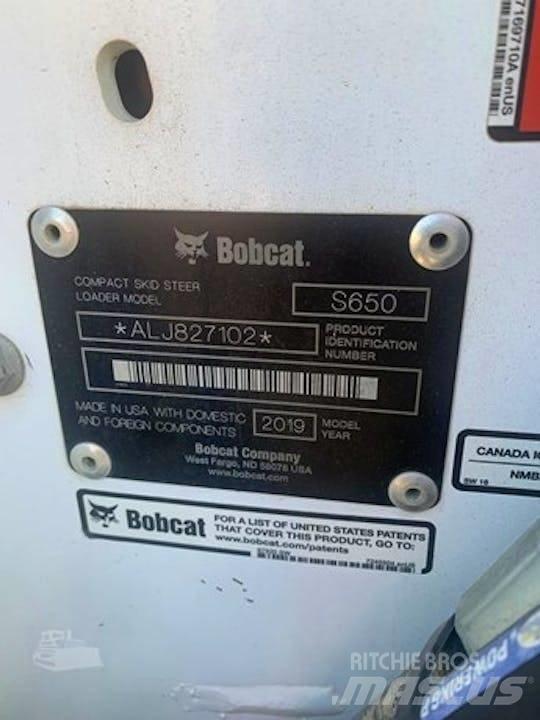 Bobcat S 650 Smykem řízené nakladače