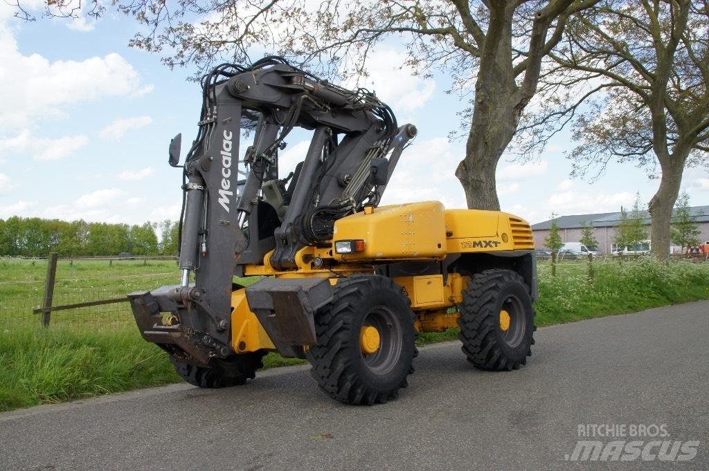 Mecalac 12 MXT Kolová rýpadla
