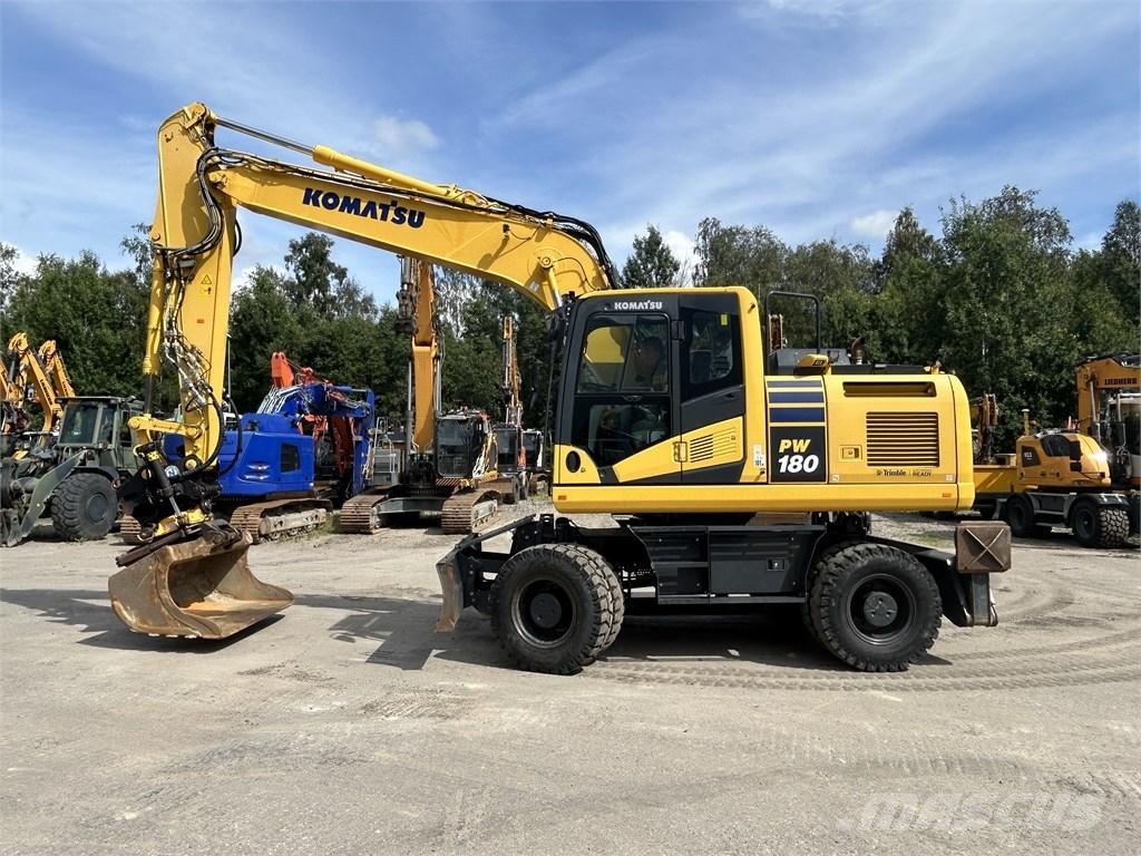 Komatsu PW 180-11 Kolová rýpadla