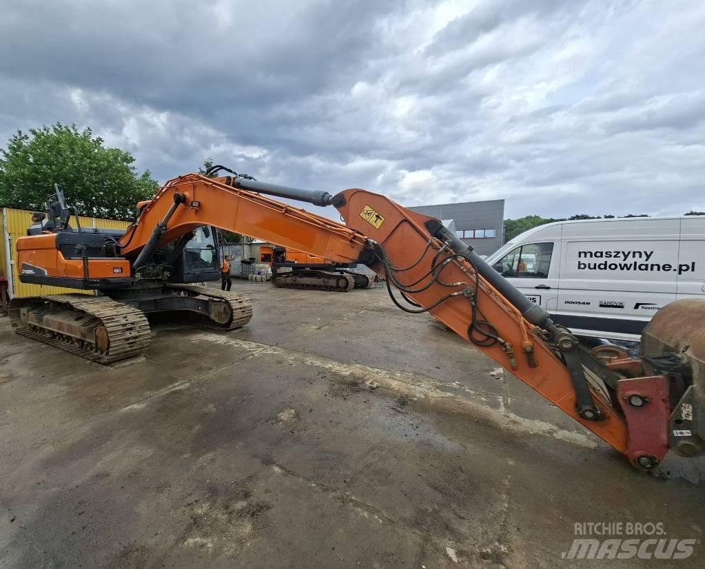 Doosan DX225LC-5 Pásová rýpadla