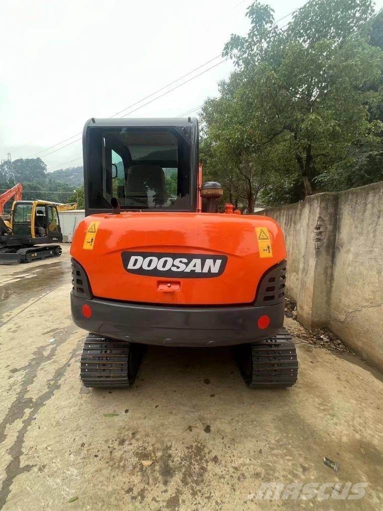 Doosan DH 60-7 Mini rýpadla < 7t