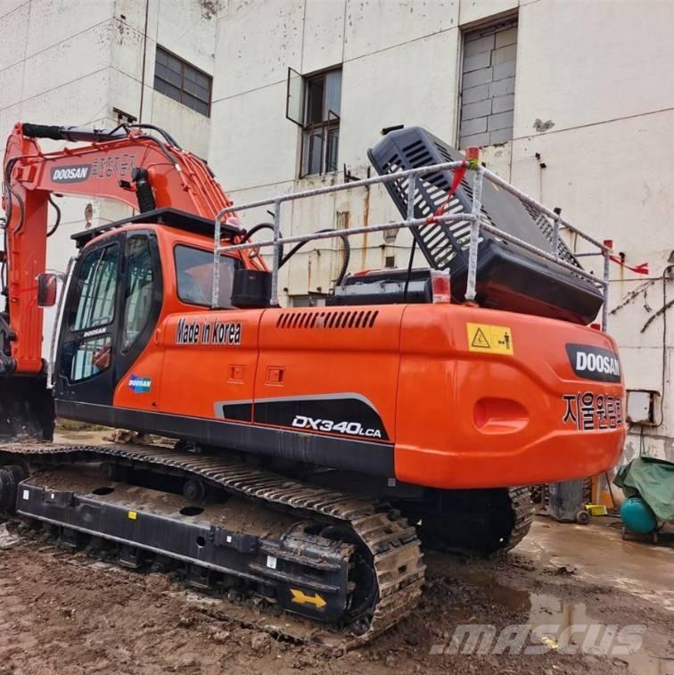Doosan DX 340 LC Pásová rýpadla