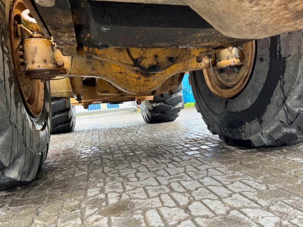 CAT 980B NVT Kolové nakladače