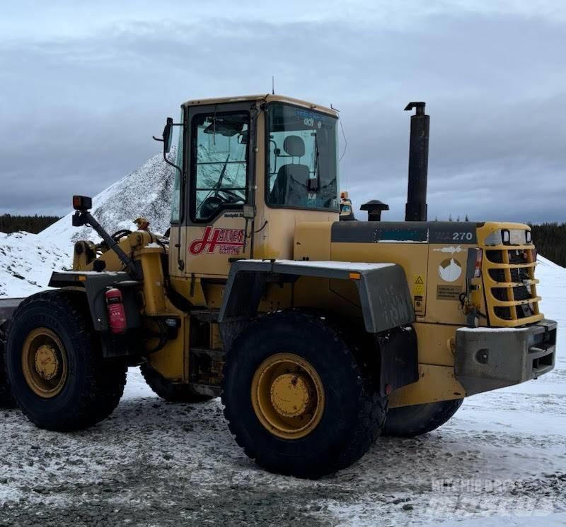 Komatsu WA 270 Kolové nakladače