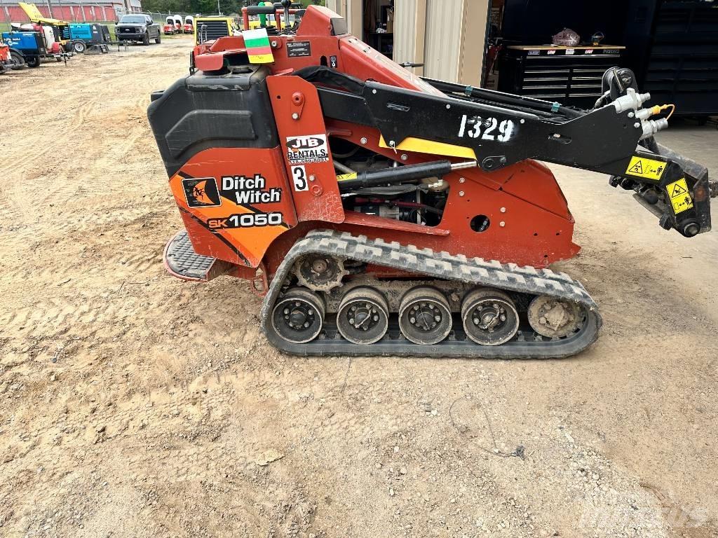 Ditch Witch sk 1050 Smykem řízené nakladače