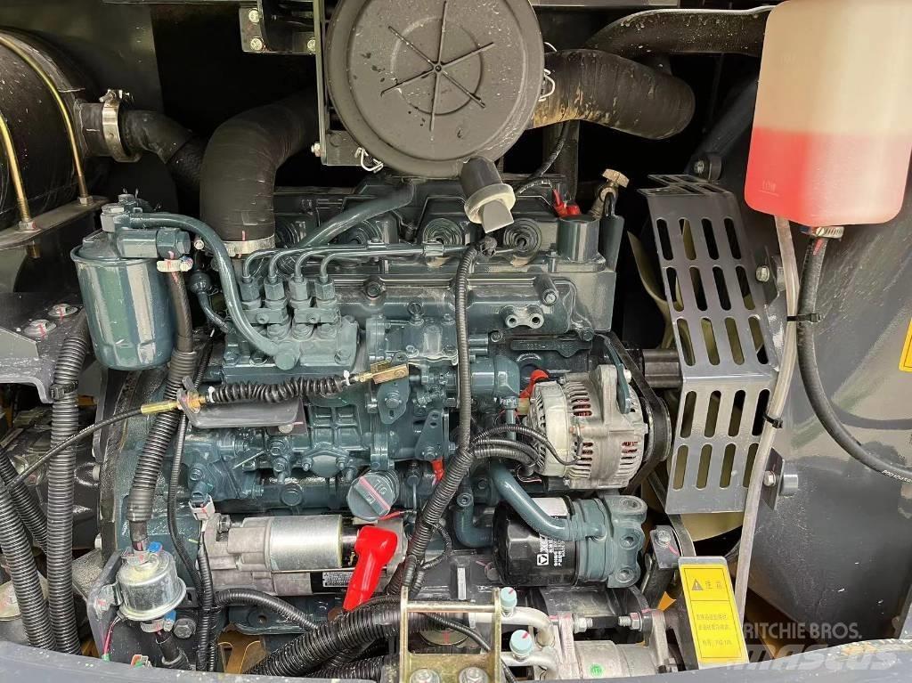 XCMG XE 55 DA Pásová rýpadla