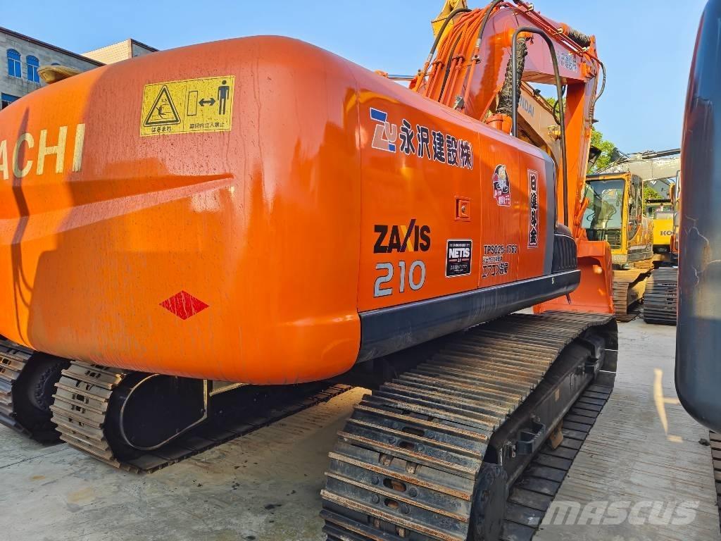 Hitachi ZX 210 Pásová rýpadla