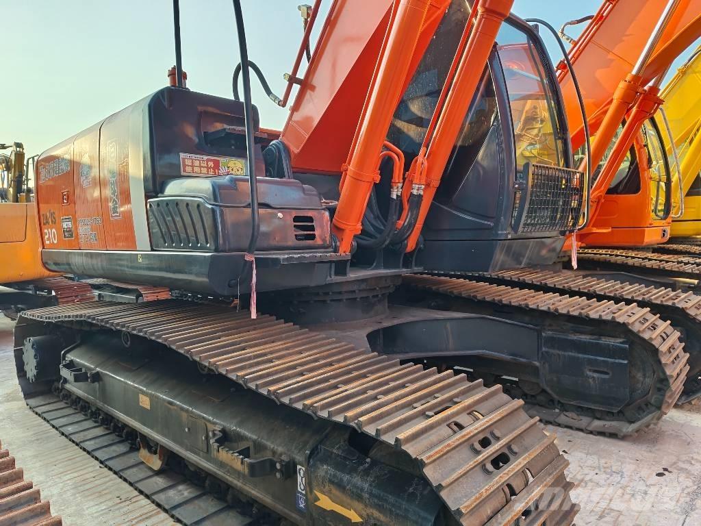 Hitachi ZX 210 Pásová rýpadla