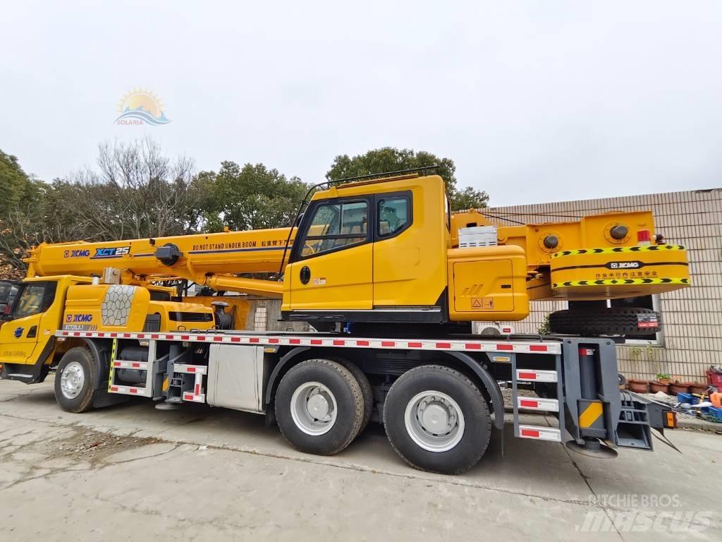 XCMG XCT 25L5-1 Univerzální terénní jeřáby