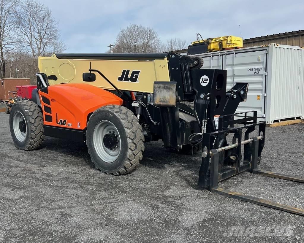 JLG 1255 Teleskopické manipulátory