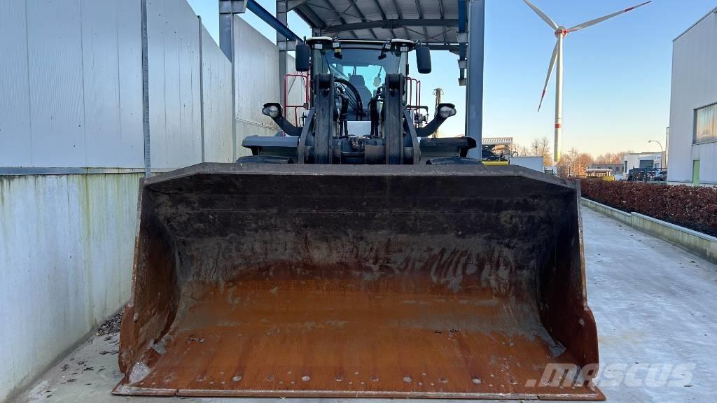 Hidromek HMK 640 WL Kolové dozery