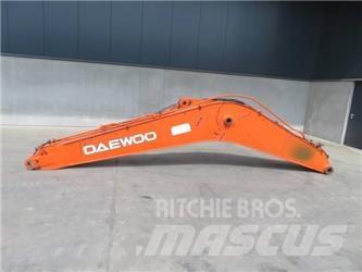 Daewoo DX 225 LC Podvozky a zavěšení kol