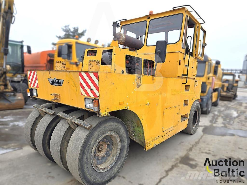 Hamm GRW 18 Pneumatikové válce