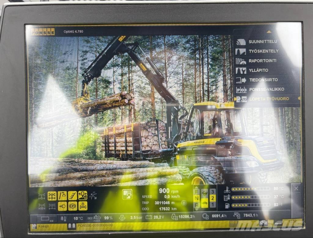 Ponsse BUFFALO AF 8W Vyvážecí traktory
