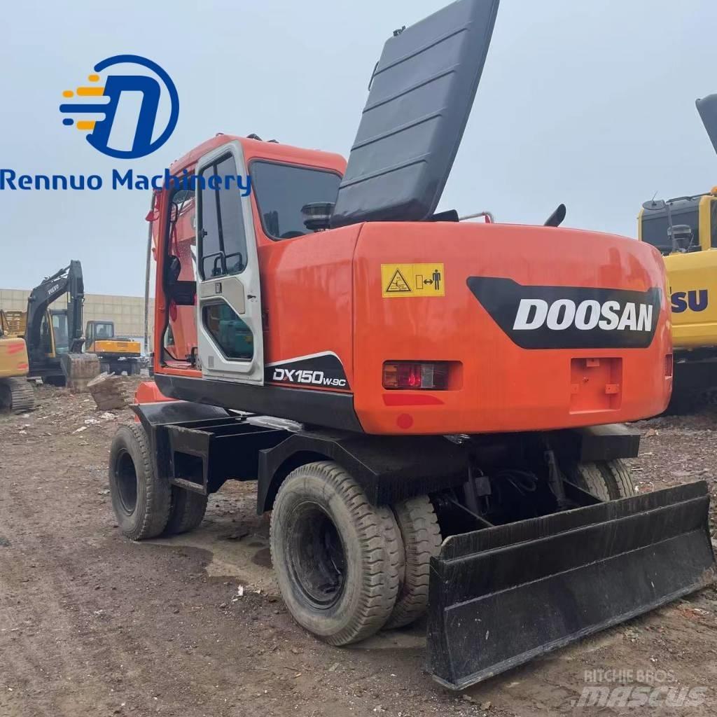 Doosan DX150W-7 Kolová rýpadla