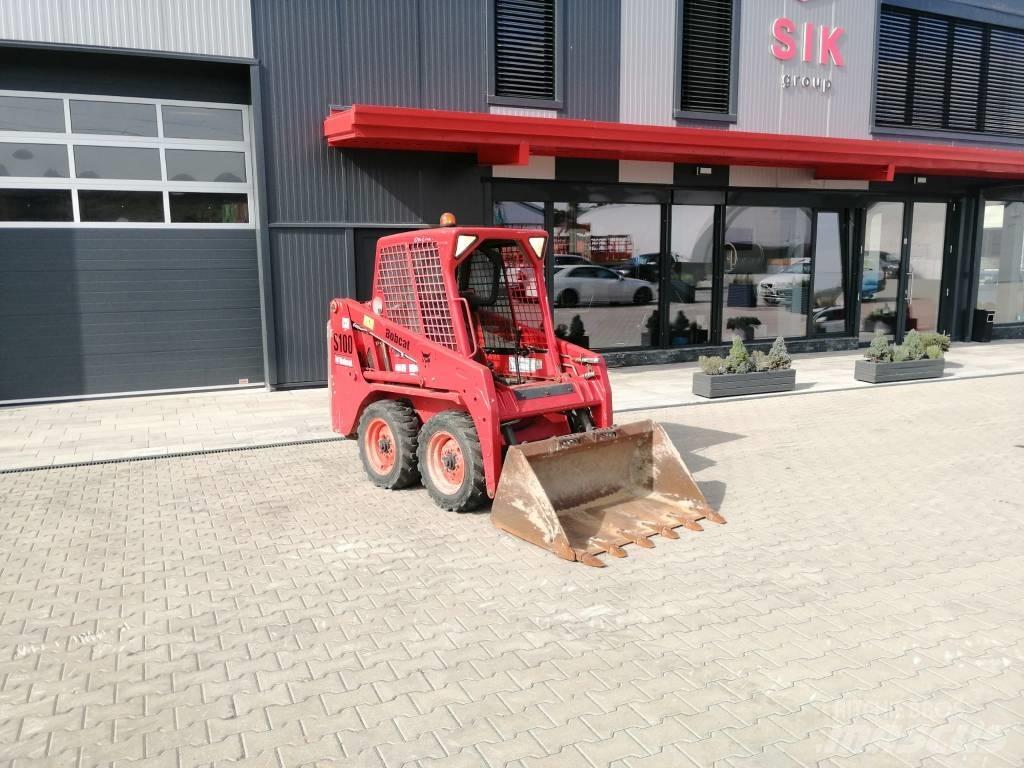 Bobcat S 100 Smykem řízené nakladače