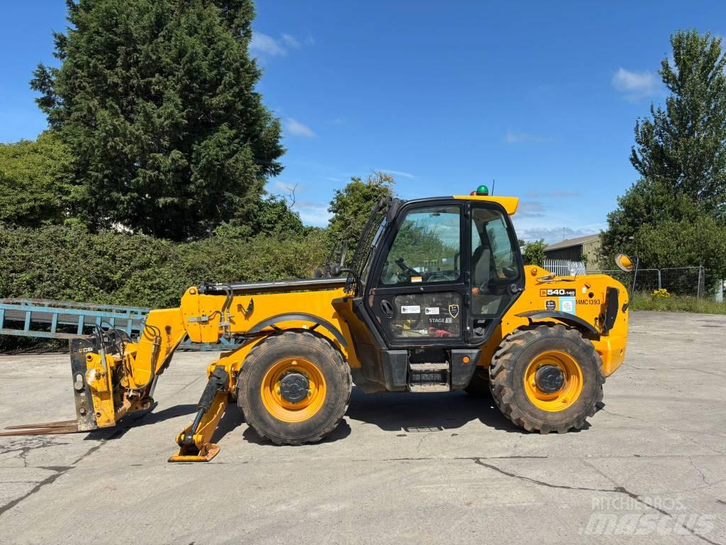 JCB 540-140 Teleskopické manipulátory