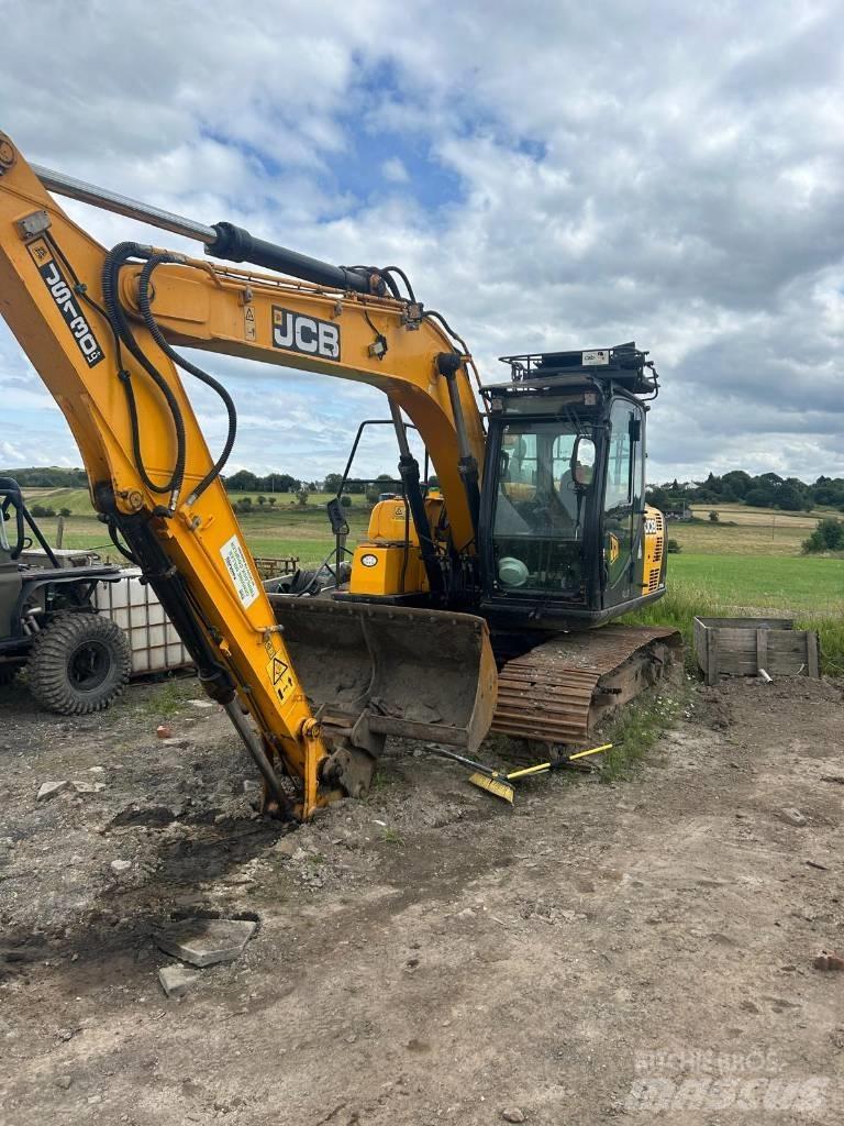 JCB JS 130 LC Pásová rýpadla