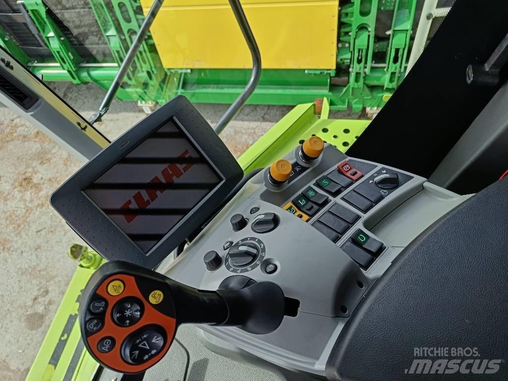 CLAAS Lexion 670 Sklízecí mlátičky