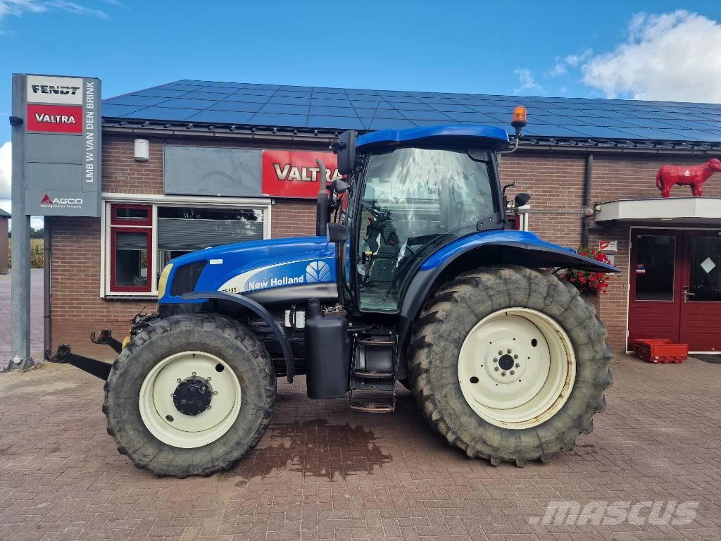 New Holland TS 135 A Traktory
