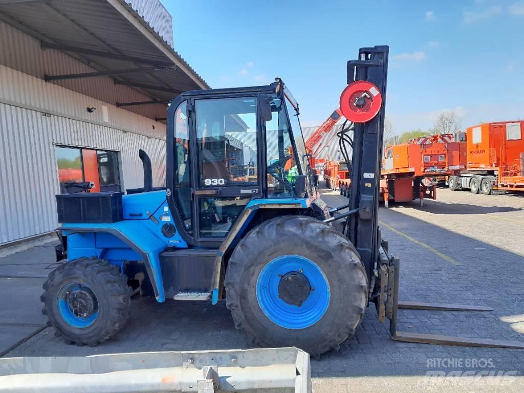 JCB 930-4/55 Terénní vysokozdvižné vozíky