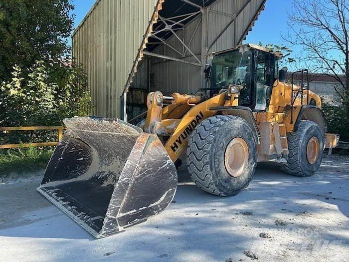 Hyundai HL970 Kolové nakladače