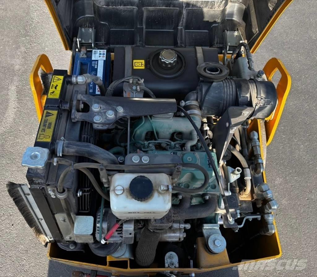 Volvo DD 25 B Tandemové válce