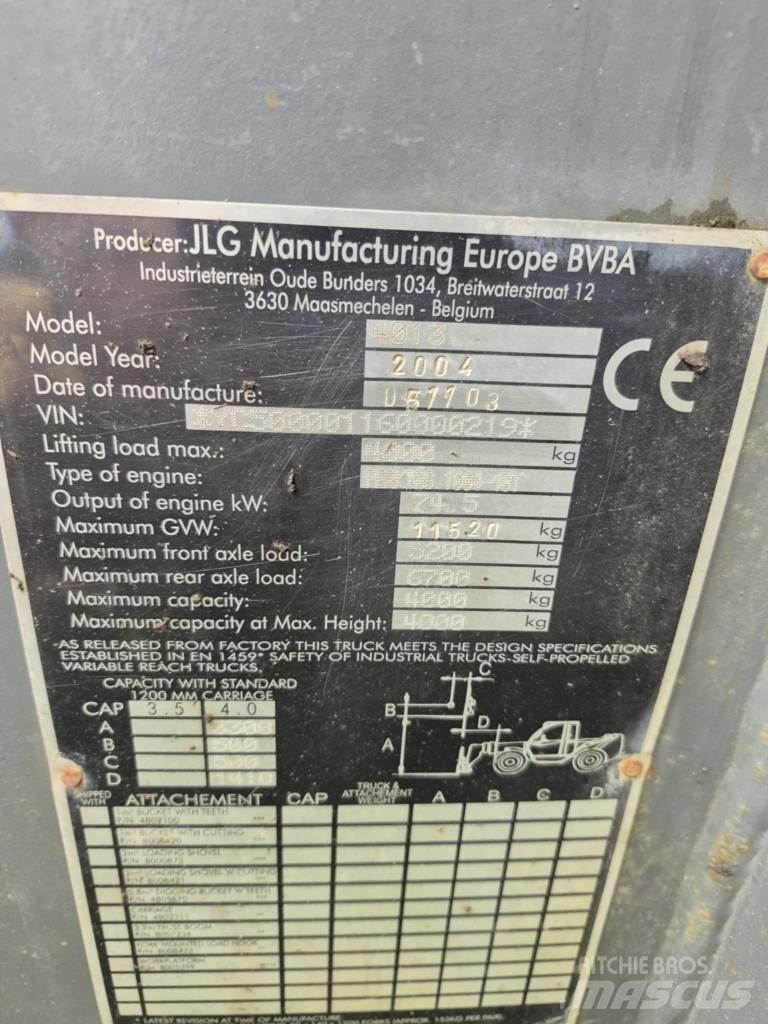 JLG 4013 Teleskopické kolové nakladače