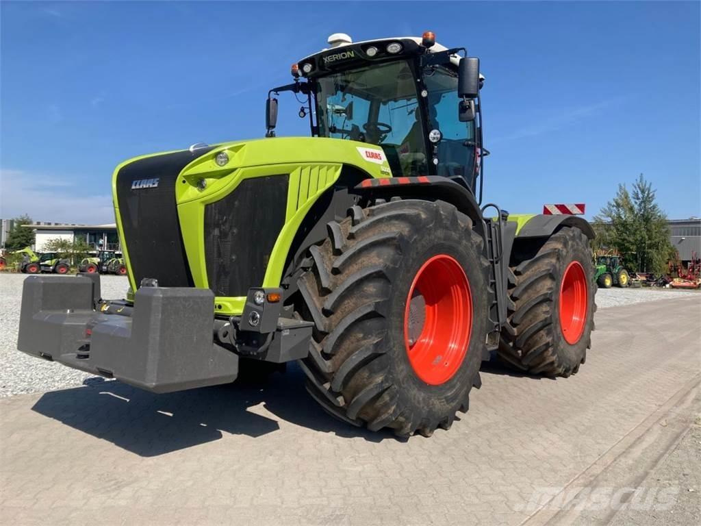 CLAAS XERION 5000 Traktory