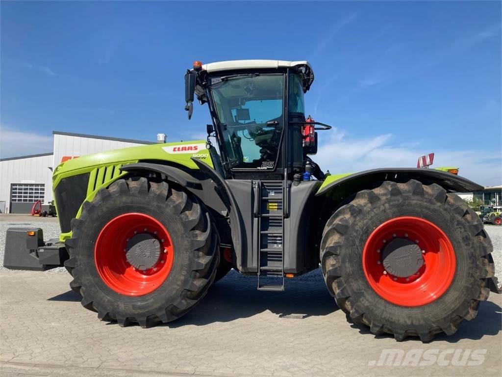 CLAAS XERION 5000 Traktory