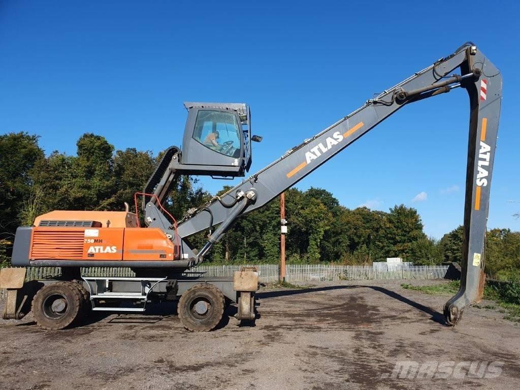 Atlas TM 350 Stroje pro manipulaci s odpadem