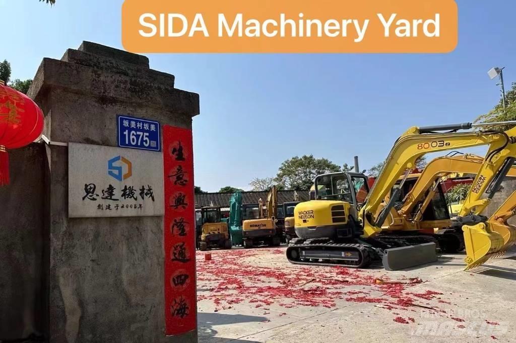 Kobelco SK130-11 Midi rýpadla 7t - 12t
