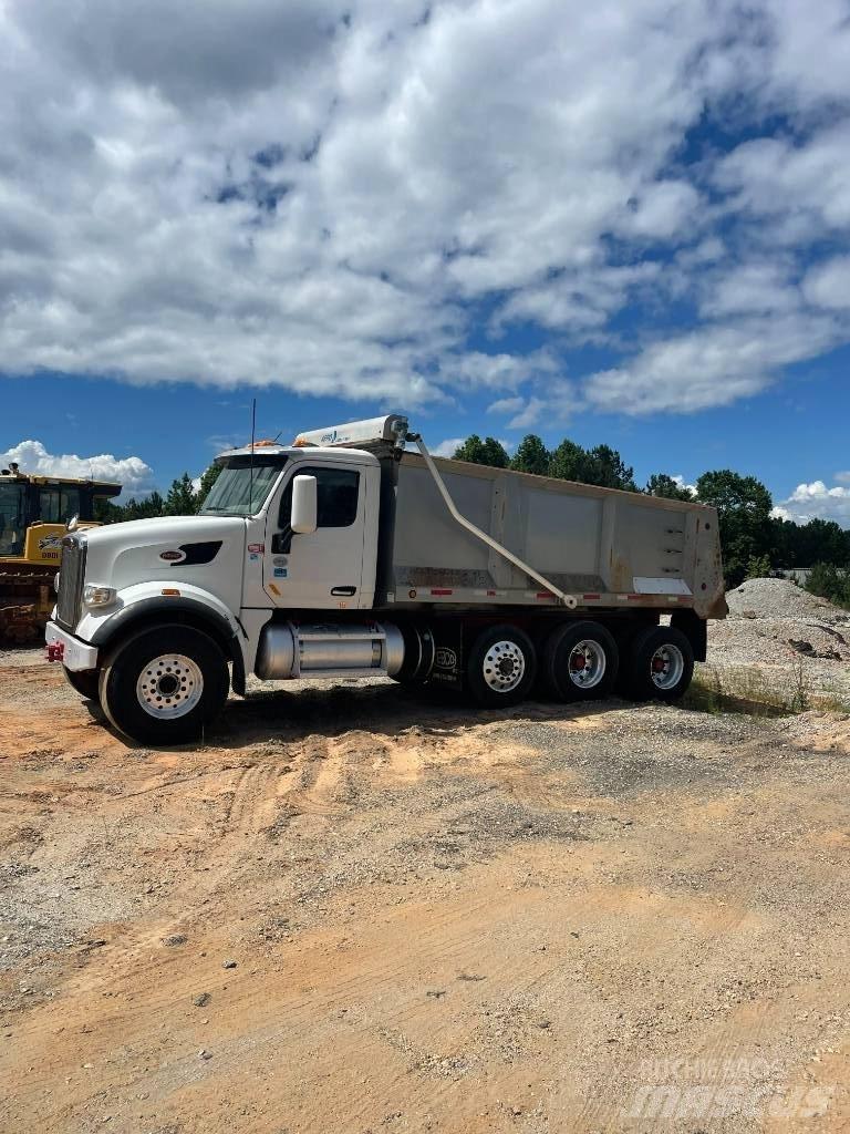 Peterbilt Dump Truck Sklápěče