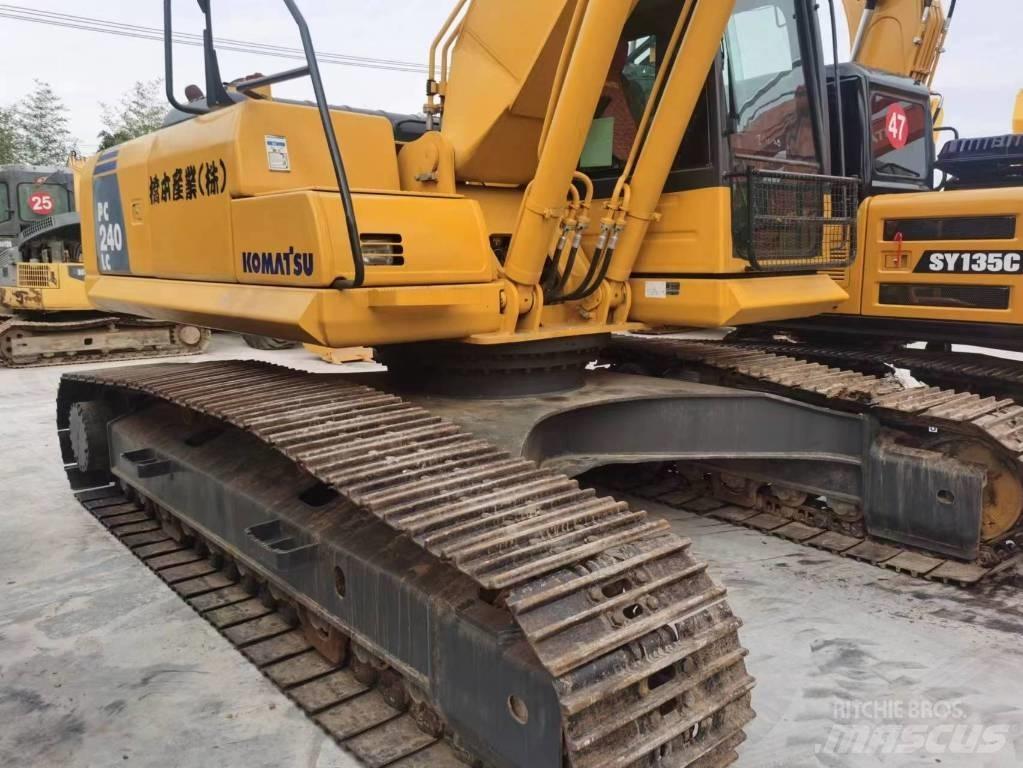 Komatsu PC 240 LC Pásová rýpadla