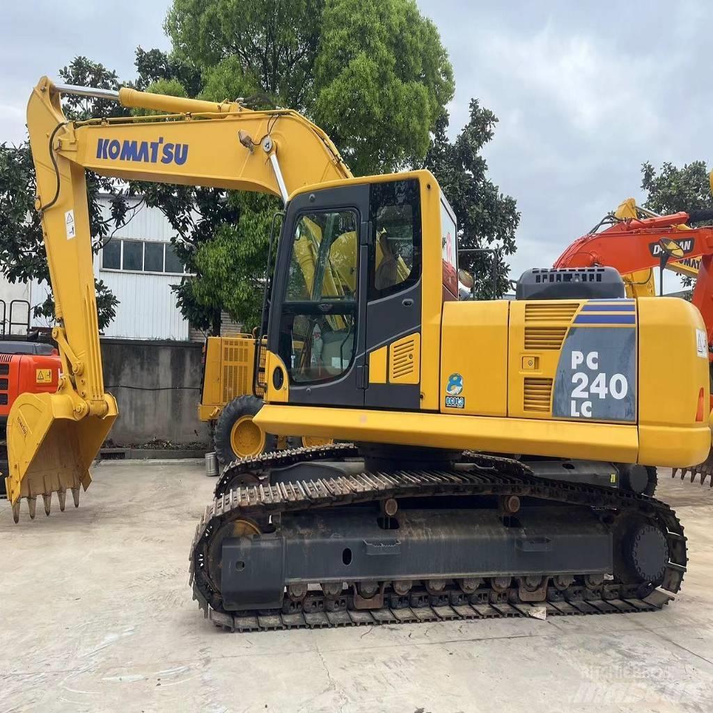 Komatsu PC 240 LC Pásová rýpadla