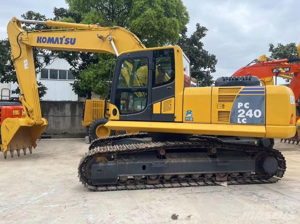 Komatsu PC 240 LC Pásová rýpadla