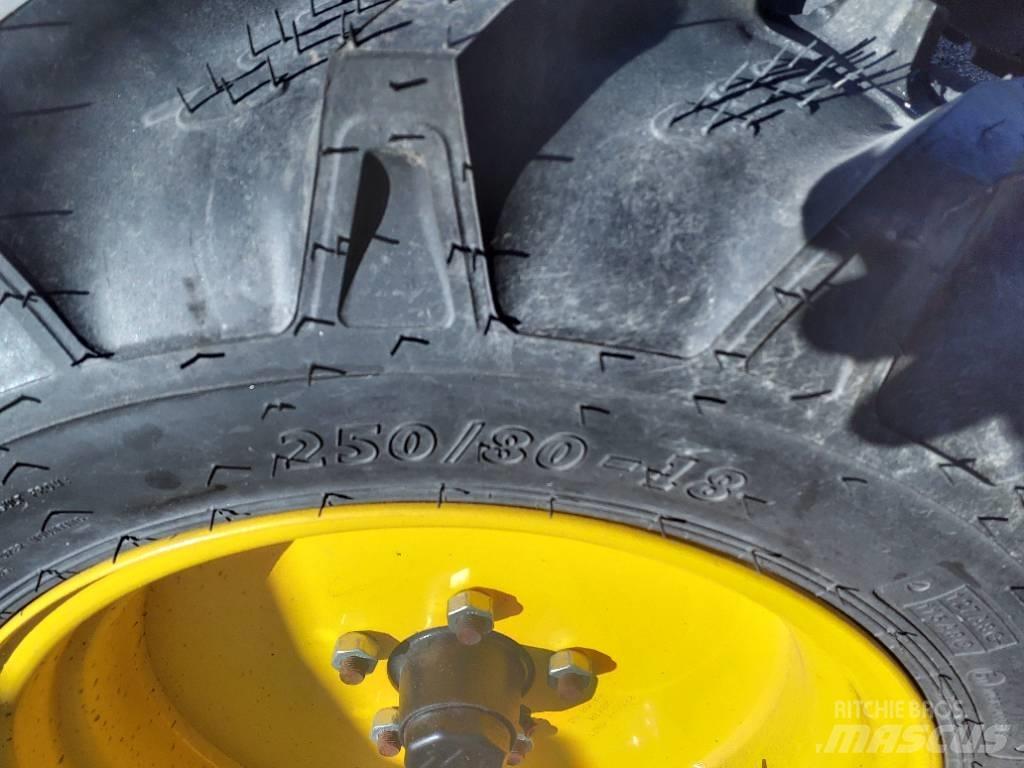 Multiva eForte 300 Kombinované secí stroje
