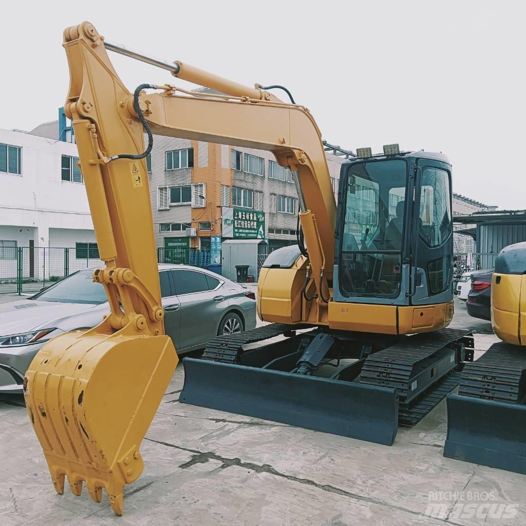 Komatsu PC 78 US Pásová rýpadla