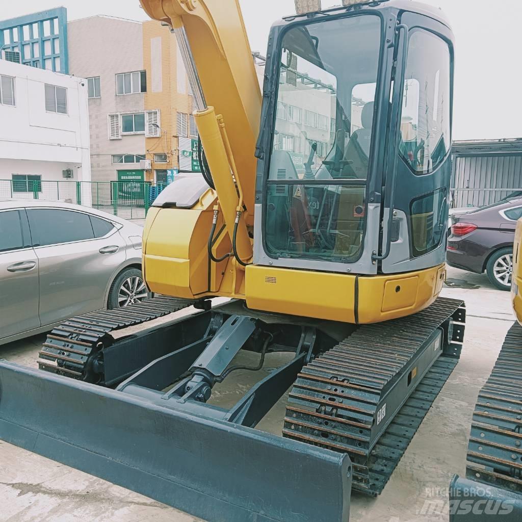 Komatsu PC 78 US Pásová rýpadla