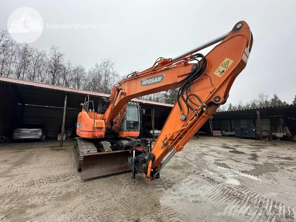 Doosan DX 235 LCR Pásová rýpadla