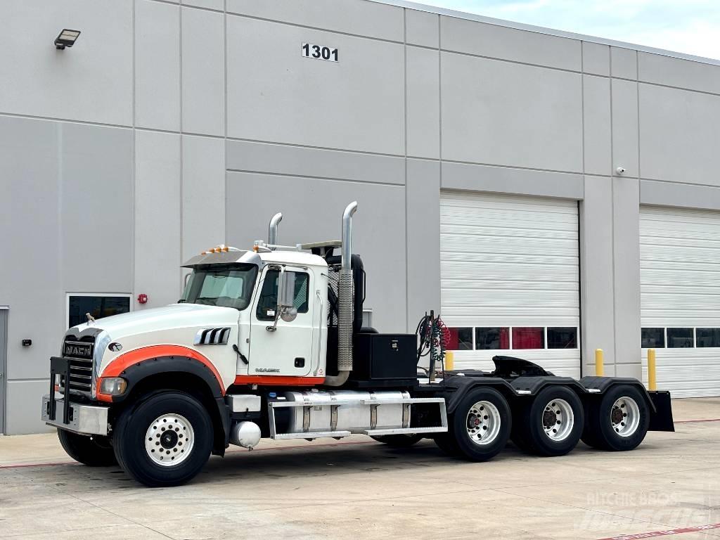 Mack GU 713 Vyprošťovací vozidla