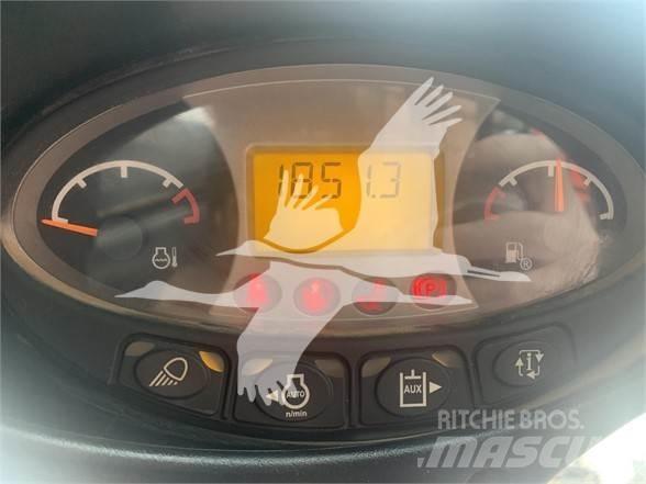 Bobcat T450 Smykem řízené nakladače