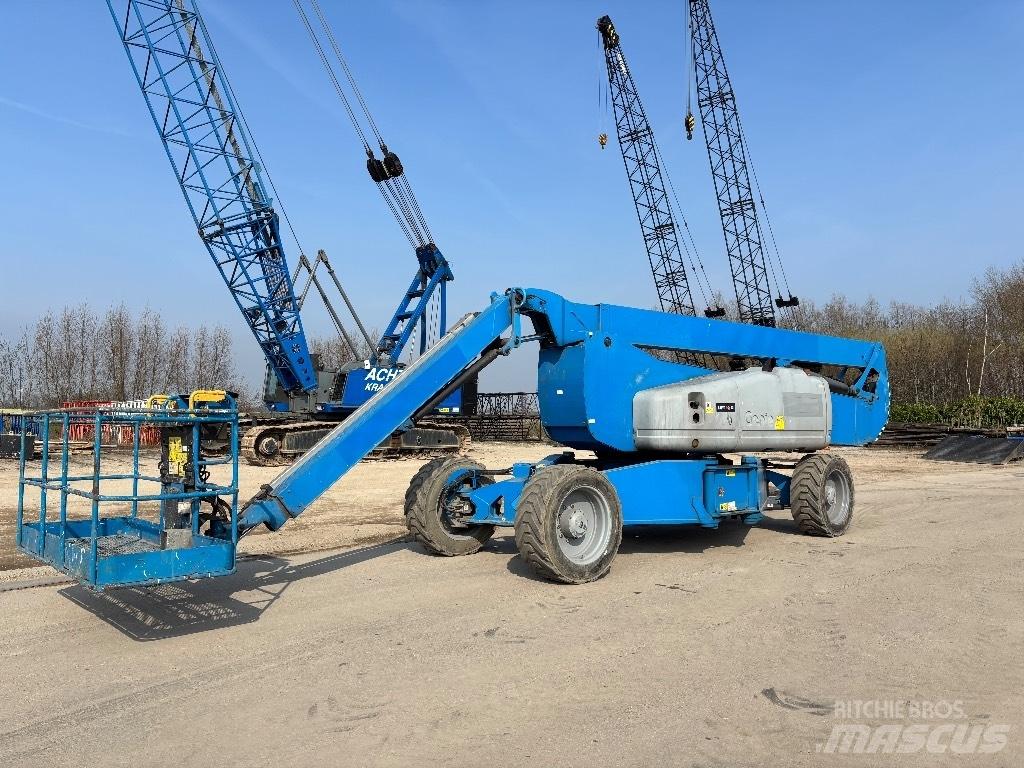 Genie Z 135/70 Kloubové plošiny