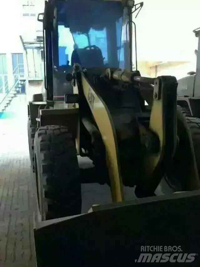 CAT 914G Kolové nakladače