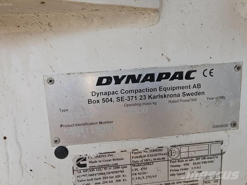 Dynapac CA 302 D Tahačové válce