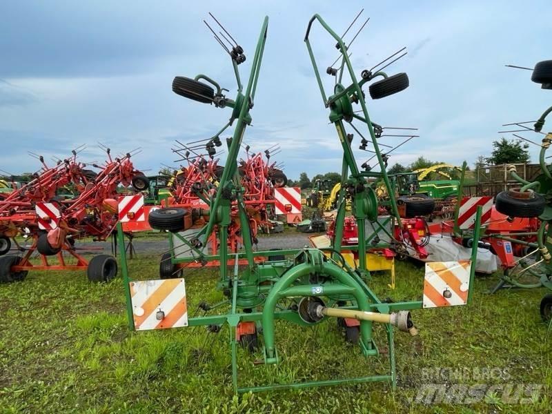 Kuhn GF6301 MH Obraceče a shrabovače sena