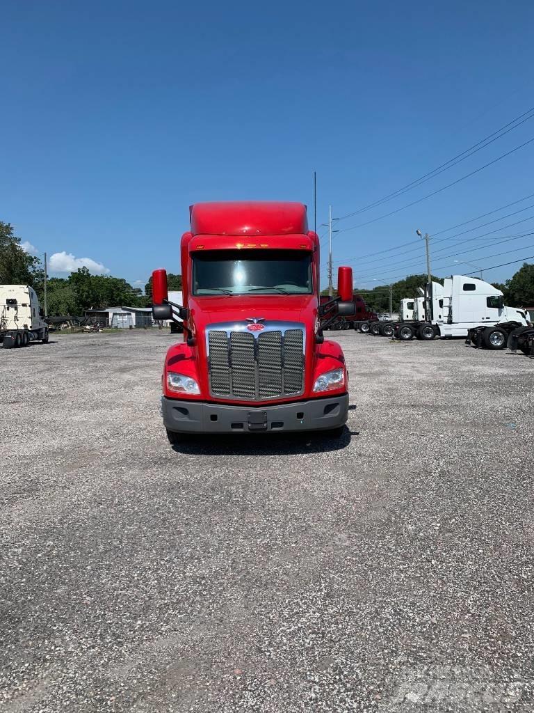 Peterbilt 579 Tahače